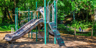 Nob Hill Apartments Gallery 12