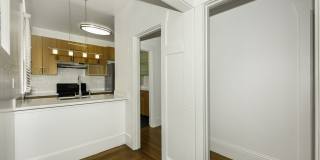 825 Pine Street Gallery 17