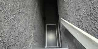 Downtown Huntington Beach 1-Bedroom with Detached Garage. Gallery 1
