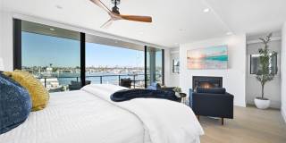 413 E Edgewater Avenue Gallery 53