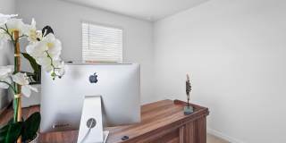 Beautifull Furnished Townhome - Nokomis - 2 Bedroom 2.5 bath plus office -1 Car Garage Gallery 36