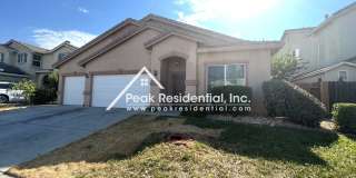 Spacious 4bd/2ba Elk Grove House with 3 Car Garage! Gallery 1