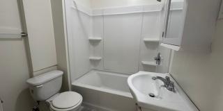 Updated 1BR Apartment Near Downtown Akron with Brand-New Bathroom Gallery 7