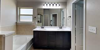 3 Bedroom 2 bathroom with Study in Yukon Schools Gallery 10