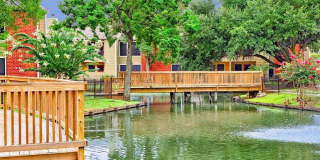 Del Lago Apartments Gallery 3