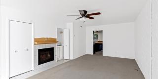 Escondido 2 bed 2.5 bath condo for lease Gallery 3