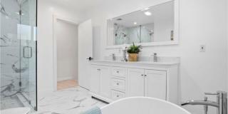 17601 Rhoda St Gallery 12