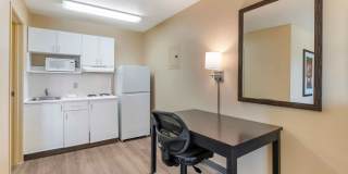 St. Louis - Westport - East Lackland Rd. Gallery 5