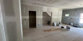 1111 Tree Street Gallery 8