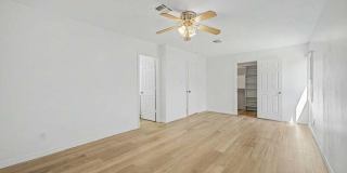 2601 E DAHLIA Drive Gallery 18