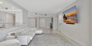16425 Collins Ave Gallery 7