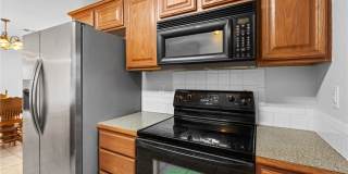 1002 Applewood Circle Gallery 10