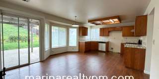 Glen Cove Beauty 3 bed 2.5  bath 2 Story home in established neighborhood Gallery 15