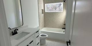 Room in 3 Bedroom Home at Plaza Ave SW Gallery 26