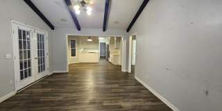 211 Plantation Road Gallery 64