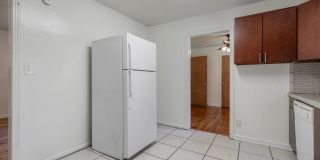 4 bed 2 bath house, Walk to Stadium!! Available July 2026 Gallery 22