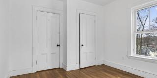166 Elliot St Gallery 25