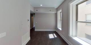 306 W Franklin Gallery 20