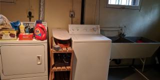 AWESOME 2-BDRM VICTORIAN DUPLEX HOME WITH 2-CAR GARAGE & CENTRAL A/C! Gallery 18