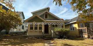 South Minneapolis SFH, Fenced Yard, 1 Car Garage, Dishwasher, Laundry, October Availability Gallery 1