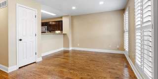 Lovely 2 Bedroom / 2 Bath for Rent Gallery 8