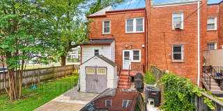 5201 2nd St. NW Gallery 27