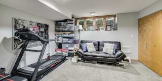4915 W GUNNISON Street Gallery 33