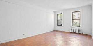 105 Bennett Ave Gallery 1