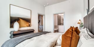 Lumen - Apartment & Townhomes Gallery 23