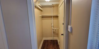 The Green Lodge Gallery 42