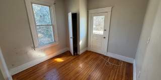 Charming 4bdrm/1.5bth Home Located in Richmond's North Highland Park w/Balcony!! Gallery 47