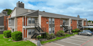 Creekside Village Gallery 22