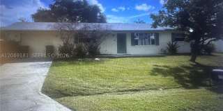 1155 SE Sabina Ln Gallery 1