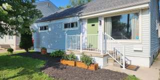 2464 Greenfield Road Gallery 1