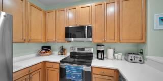 Serene Lakefront Living at Moody River Estates in NORTH FORT MYERS– Your Dream Home Awaits! 2BED+DEN/2BATH.FULLY FURNISHED Gallery 40