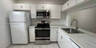 10453 NW 11th St Gallery 1