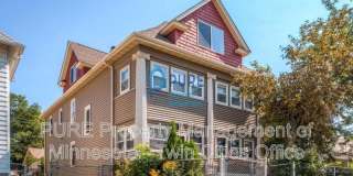1121 Washington St NE Gallery 1