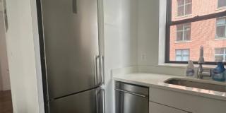 182 E 70th St Gallery 4