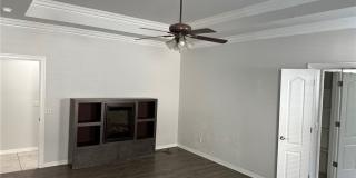 1403 NE Benjamin Greens Gallery 11