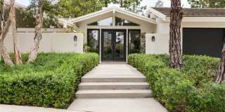 11 Greenbriar Gallery 1