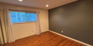 16392 De Anza Gallery 14