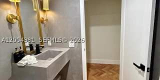 905 SW 13th Ct Gallery 10