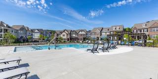 Stunning Condo with Garage space Stunning Condo with Garage space Gallery 27