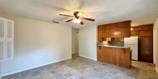 Viewable May 6th!  Small Pets Accepted! Gallery 3