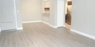 Beautifully Renovated 1-Bedroom, 1-Bathroom Condo in the Gated Community of Royal Poinciana! Gallery 4