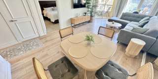 Great opportunity condo in a highly desirable central Las Vegas location Gallery 8