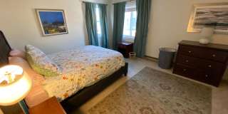 4-Bedroom Student Townhomes in the Heart of Burlington Gallery 28