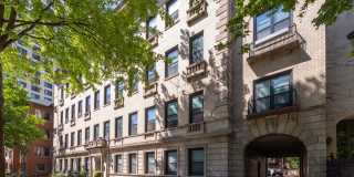 5120 S. Hyde Park Boulevard Gallery 6