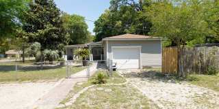 37 SE Magnolia Avenue Gallery 13