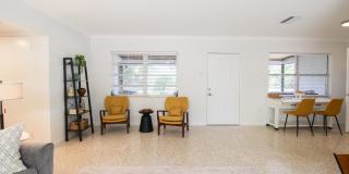 West of Trail Mid-Century Gem with New Designer Kitchen & Oversized Corner Lot Gallery 8